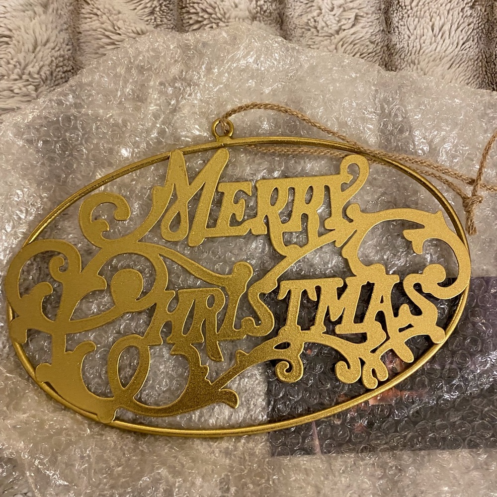 Gold Tone Metal “Merry Christmas Logo Wall/Door Decor 11” x 7”